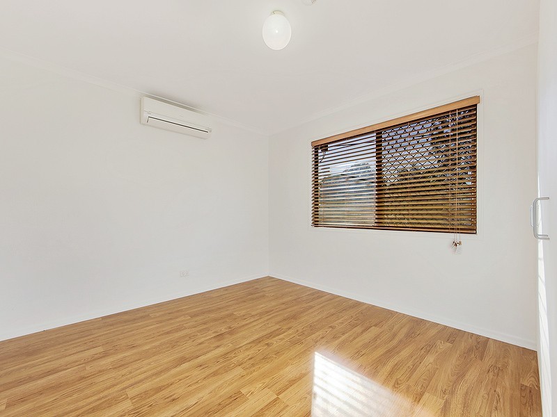23 Sutton Street, Churchill QLD 4305