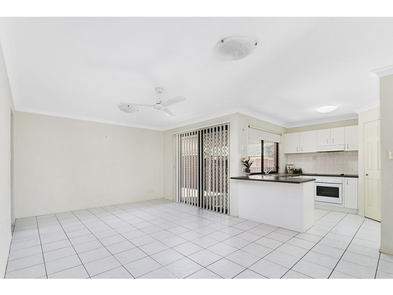 27 Quando Close, Yamanto QLD 4305