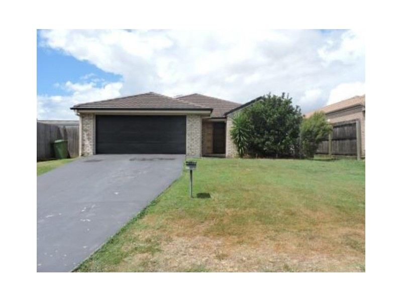 33 Dornoch Crescent, Raceview QLD 4305