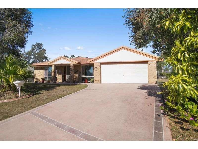 14 Helmsley Court, Yamanto QLD 4305