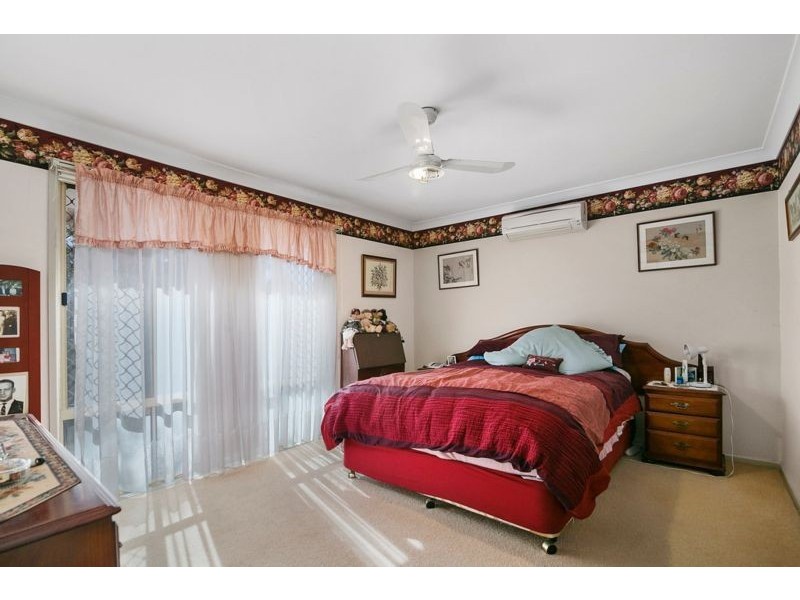 14 Helmsley Court, Yamanto QLD 4305