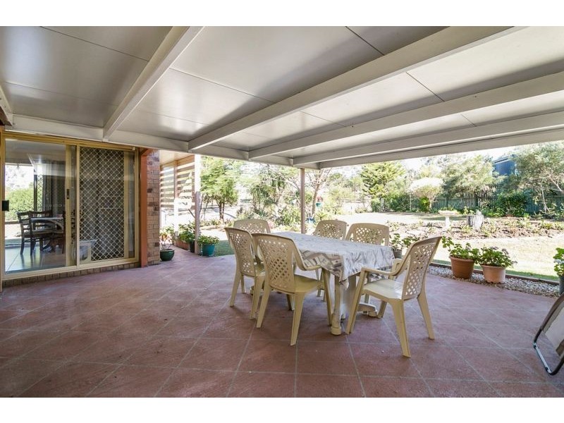 14 Helmsley Court, Yamanto QLD 4305