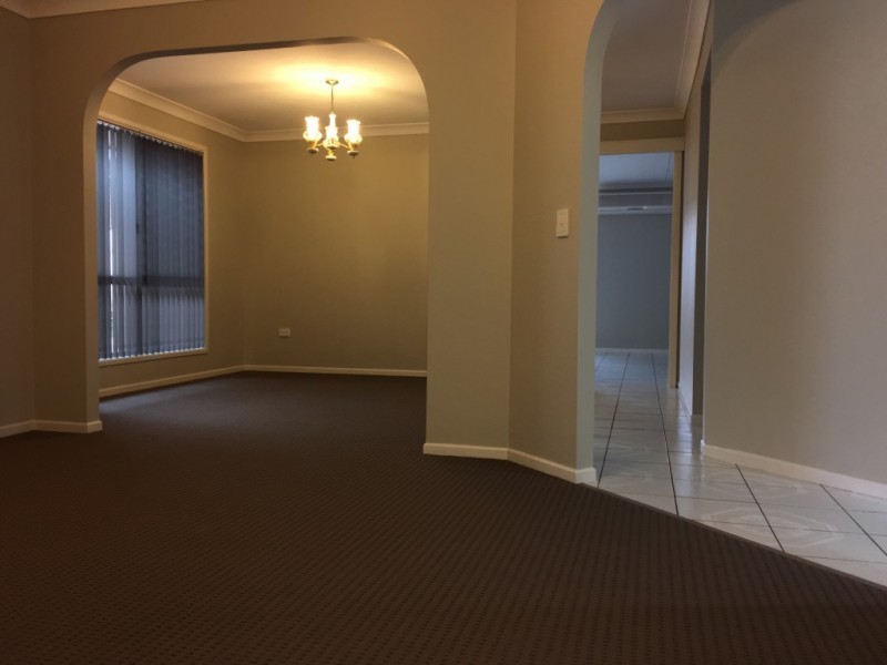 14 Wallace Street, Flinders View QLD 4305