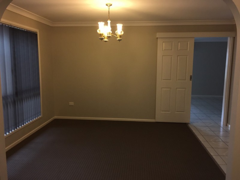 14 Wallace Street, Flinders View QLD 4305