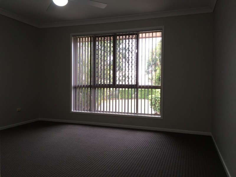 14 Wallace Street, Flinders View QLD 4305