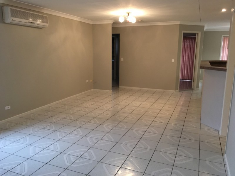 14 Wallace Street, Flinders View QLD 4305