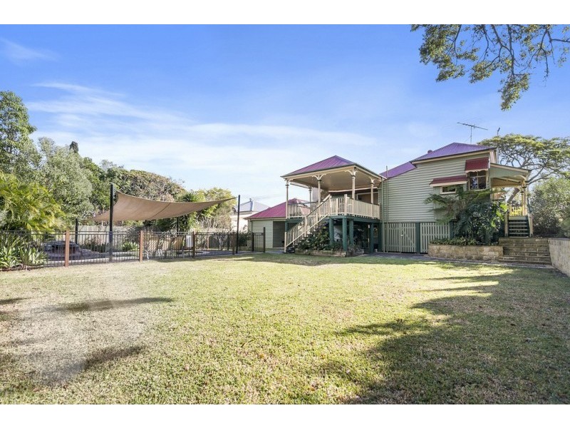39 Salisbury Road, Ipswich QLD 4305