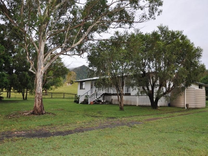 225 Mulgowie Road, Thornton QLD 4341