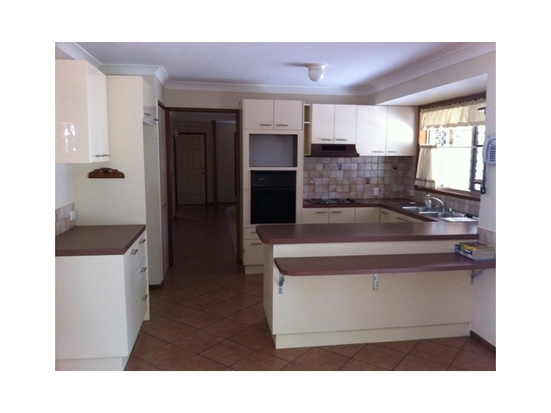 56 Deebing Creek Road, Yamanto QLD 4305