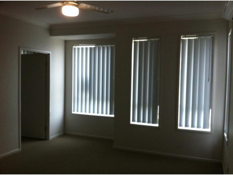 9 Lilly Court, Yamanto QLD 4305