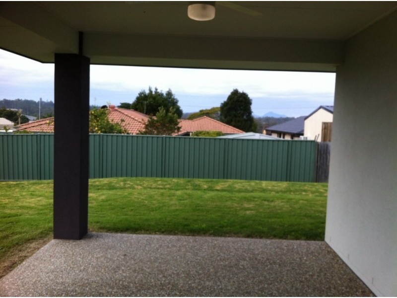 9 Lilly Court, Yamanto QLD 4305