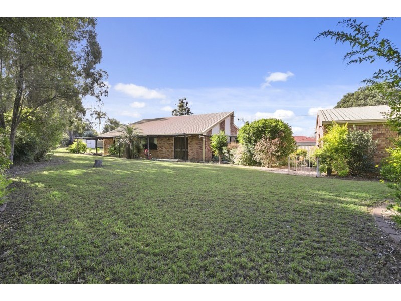 5 Gorston Close, Yamanto QLD 4305