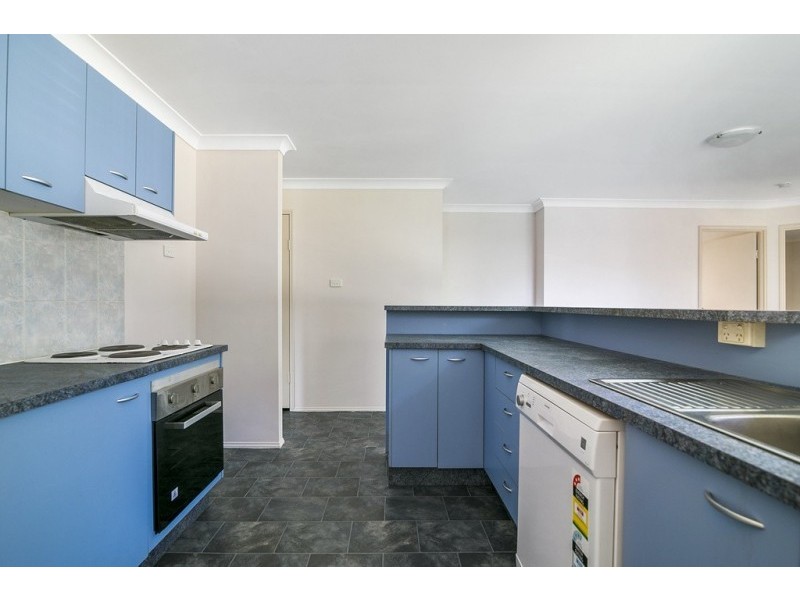 6 Jonquil Circuit, Flinders View QLD 4305