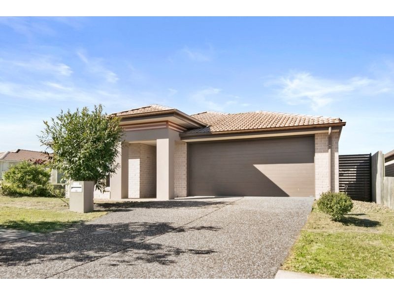 22 Moogerah Boulevard, Redbank Plains QLD 4301