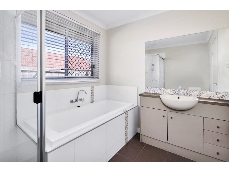 22 Moogerah Boulevard, Redbank Plains QLD 4301