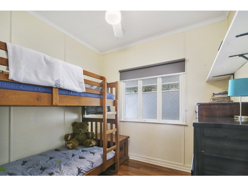 26 Gomer Street, Booval QLD 4304