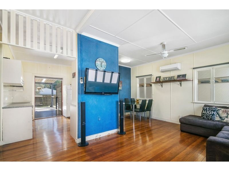 26 Gomer Street, Booval QLD 4304