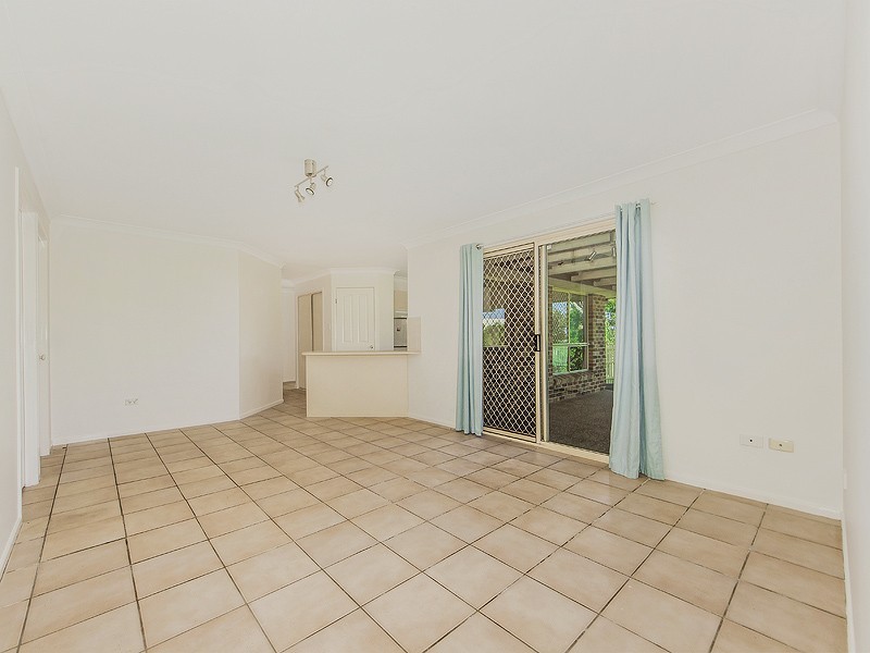 6 Bellmount Place, Brassall QLD 4305