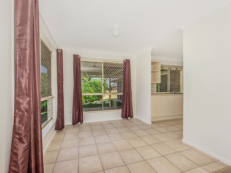 6 Bellmount Place, Brassall QLD 4305