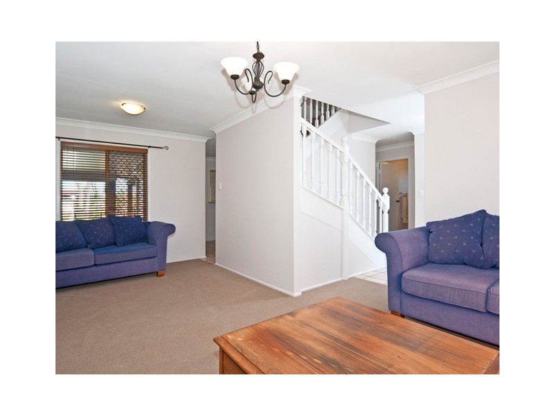 7 Wilton Court, Flinders View QLD 4305