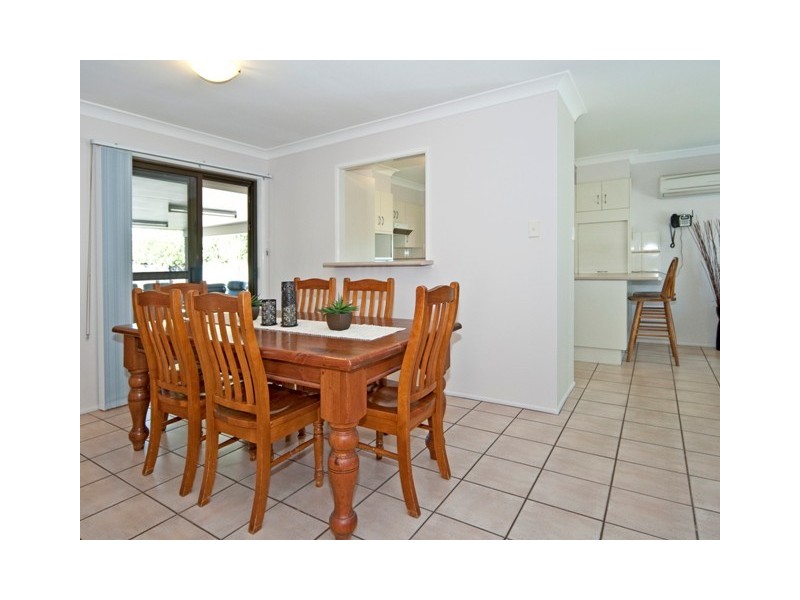 7 Wilton Court, Flinders View QLD 4305