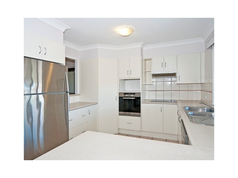 7 Wilton Court, Flinders View QLD 4305