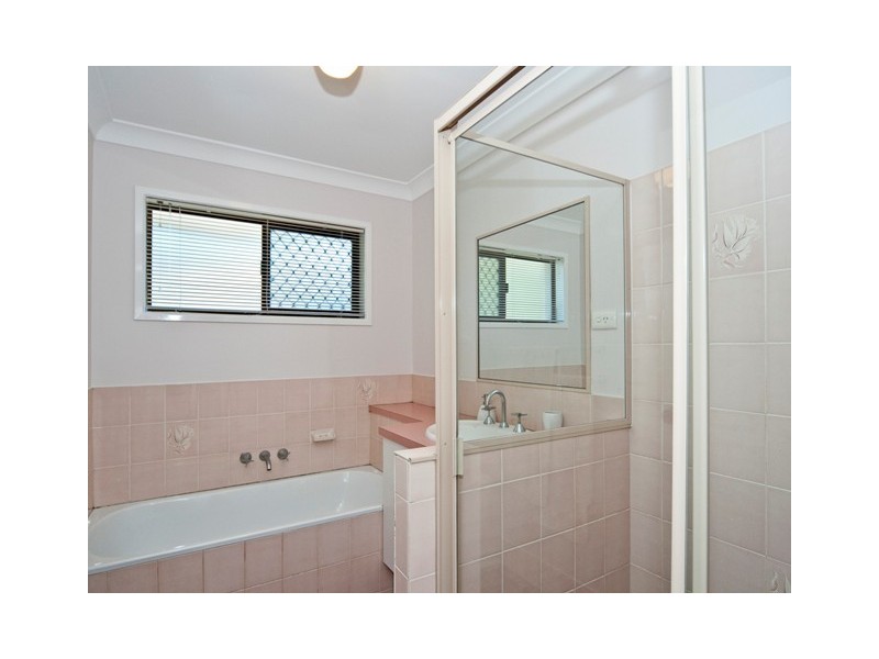 7 Wilton Court, Flinders View QLD 4305