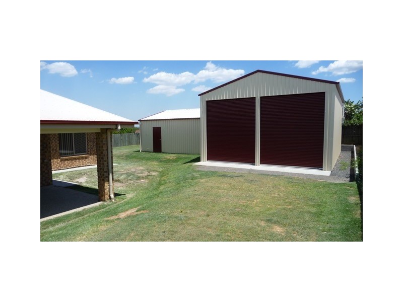 8 Darlington Court, Flinders View QLD 4305