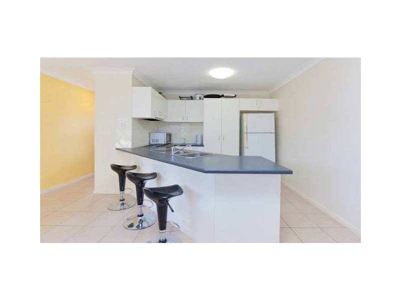 16 Creekside Drive, Springfield Lakes QLD 4300
