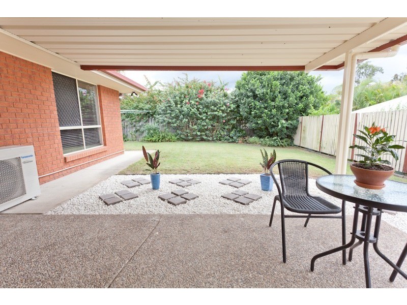 4 Acorn Crescent, Flinders View QLD 4305