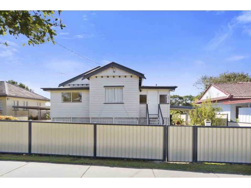 180 Glebe Road, Booval QLD 4304