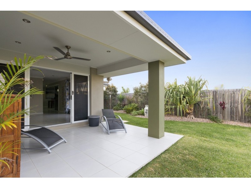 8 Miskin Way, Deebing Heights QLD 4306
