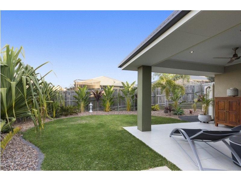 8 Miskin Way, Deebing Heights QLD 4306