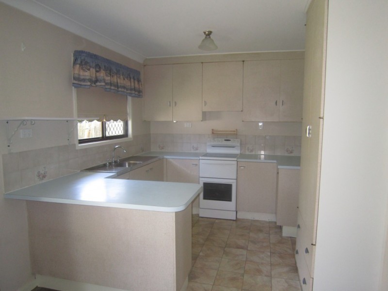 17 Creston Street, Raceview QLD 4305