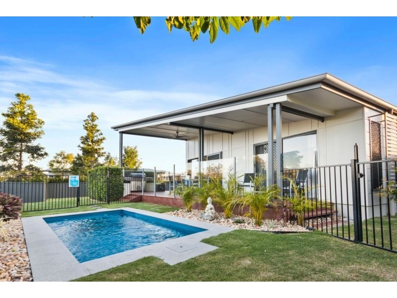 1 Sirmione Court, Raceview QLD 4305