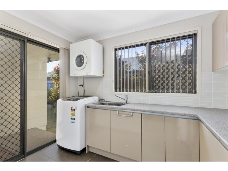 1 Sirmione Court, Raceview QLD 4305