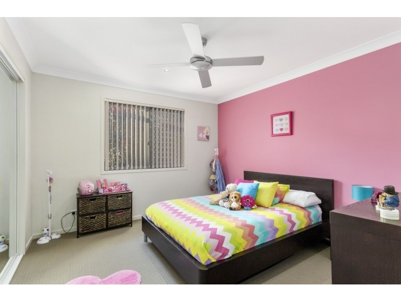 1 Sirmione Court, Raceview QLD 4305