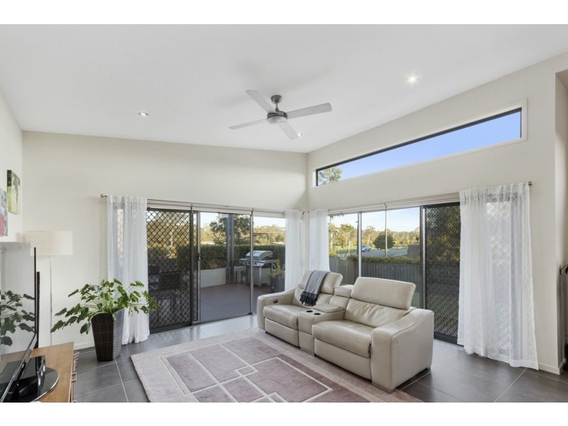 1 Sirmione Court, Raceview QLD 4305
