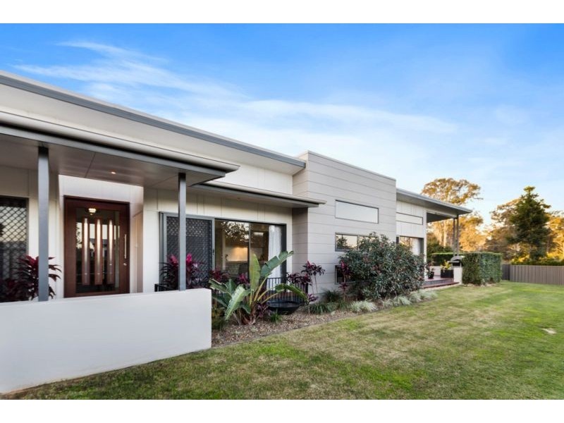 1 Sirmione Court, Raceview QLD 4305