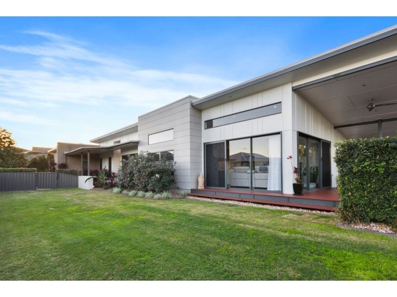 1 Sirmione Court, Raceview QLD 4305