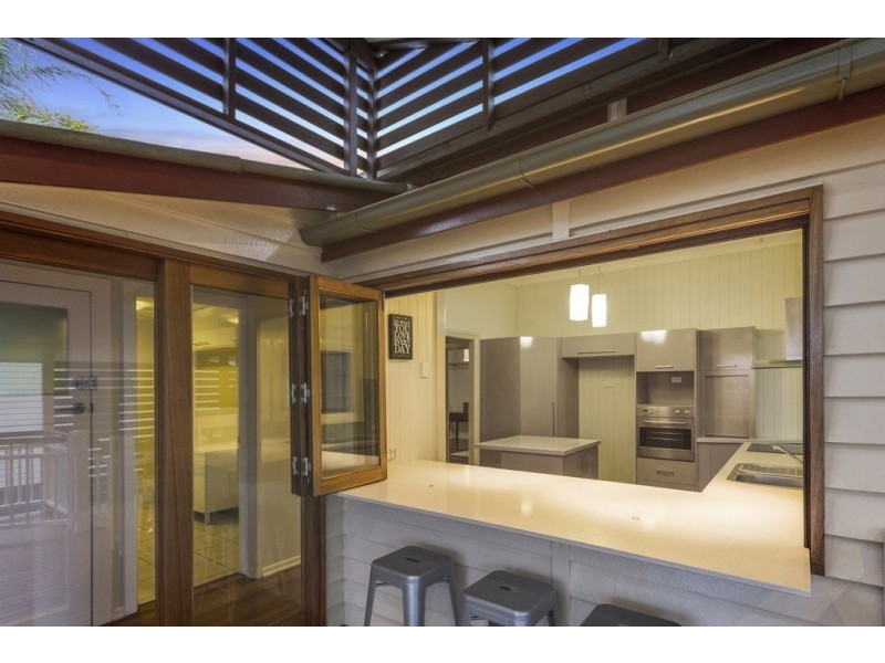 36 Pine Mountain Road, North Ipswich QLD 4305