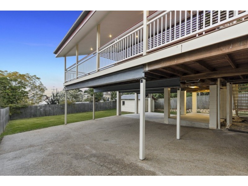 36 Pine Mountain Road, North Ipswich QLD 4305