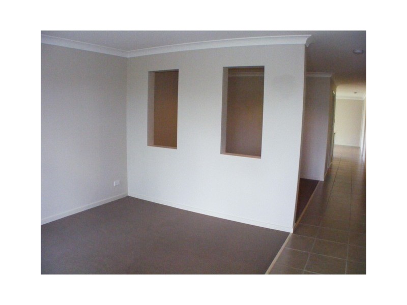 13 Brighton Street, Raceview QLD 4305