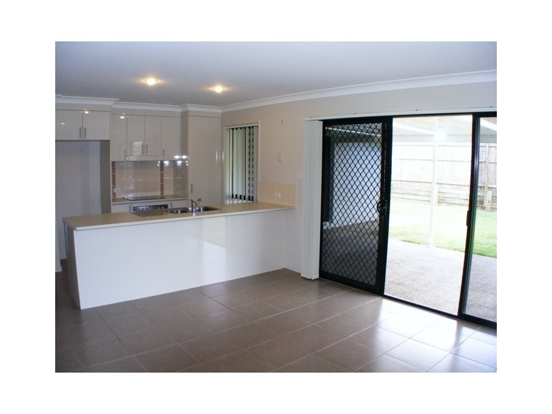 13 Brighton Street, Raceview QLD 4305