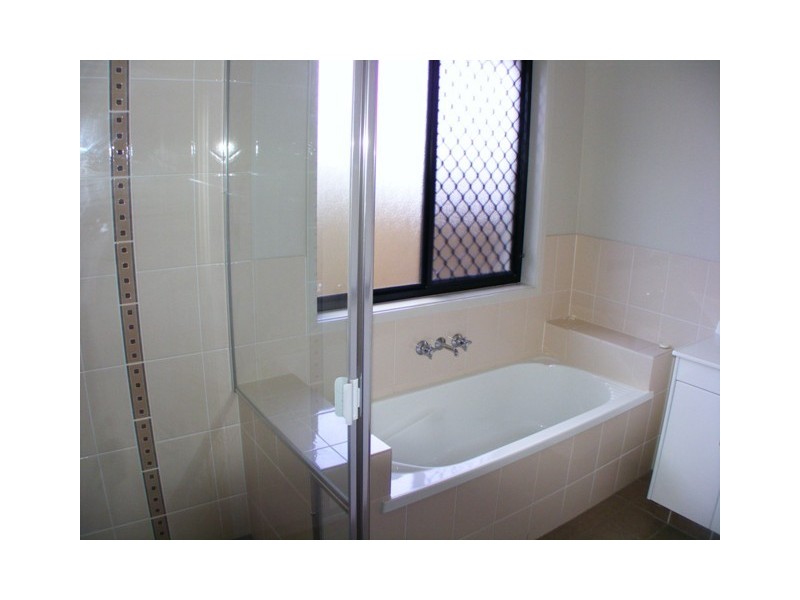 13 Brighton Street, Raceview QLD 4305