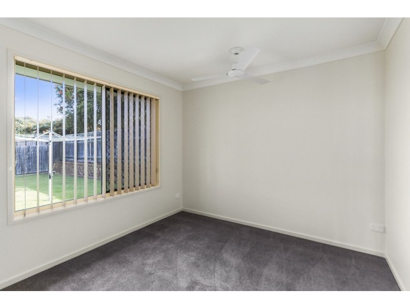 44 Lakeview Drive, Deebing Heights QLD 4306