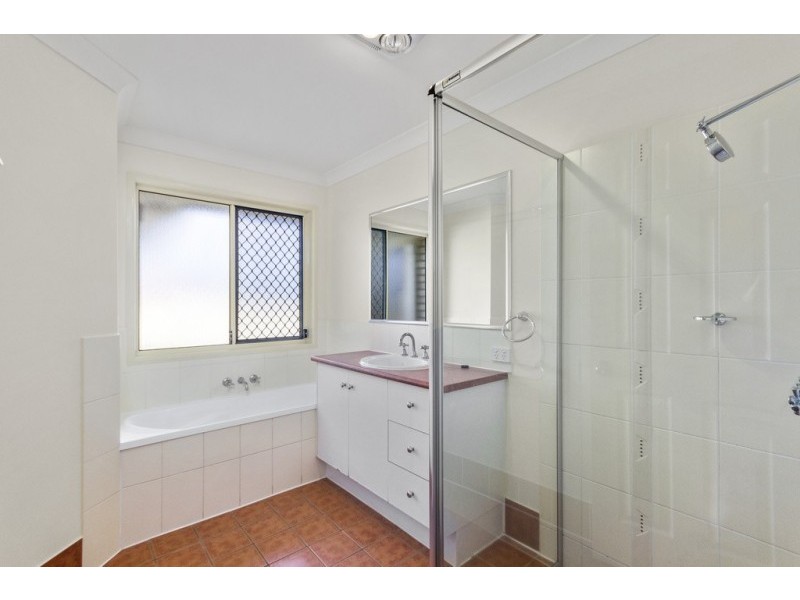 44 Lakeview Drive, Deebing Heights QLD 4306