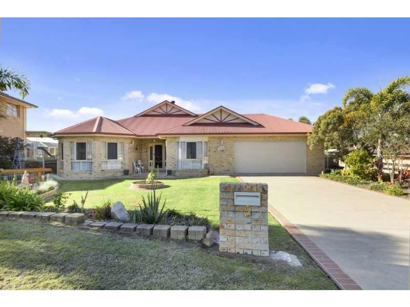 5 Willaroo Close, Flinders View QLD 4305