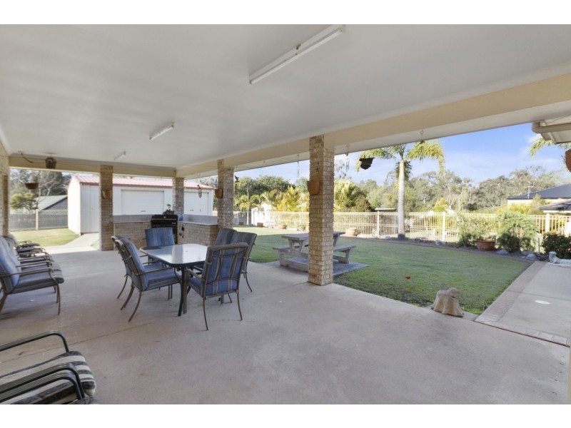 5 Willaroo Close, Flinders View QLD 4305