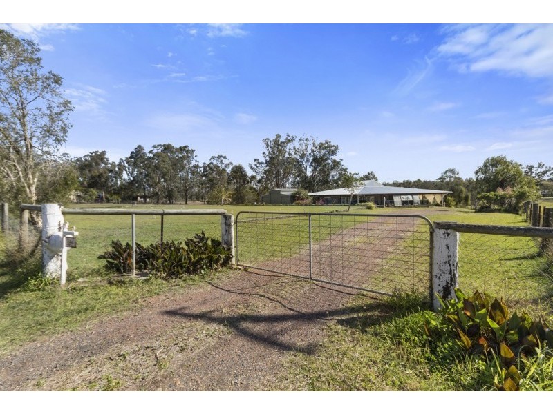 32 Clive Street, Fernvale QLD 4306